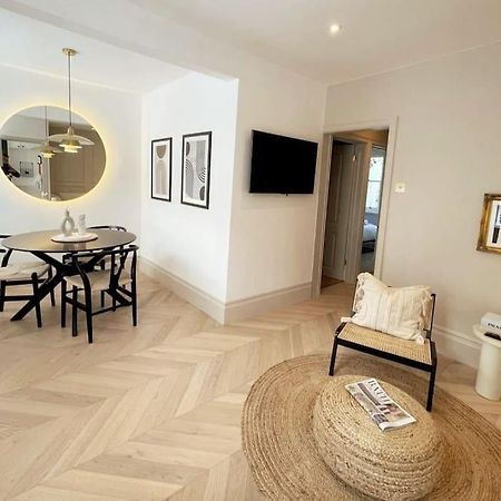 شقة باث  في Courtyard Garden, Beautifully Finished Flat - Ba1 المظهر الخارجي الصورة